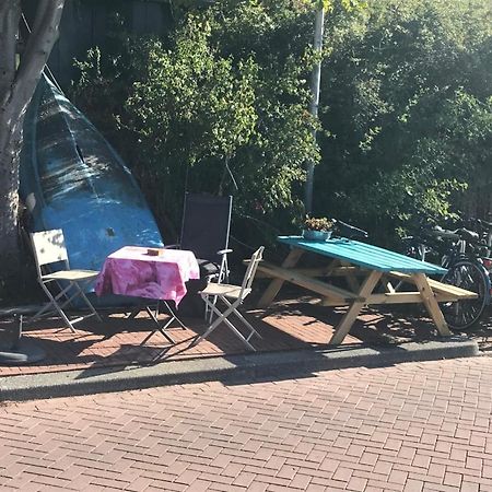 Private Guesthouse Bnb The Waterhouse Houseboat Amsterdam Esterno foto