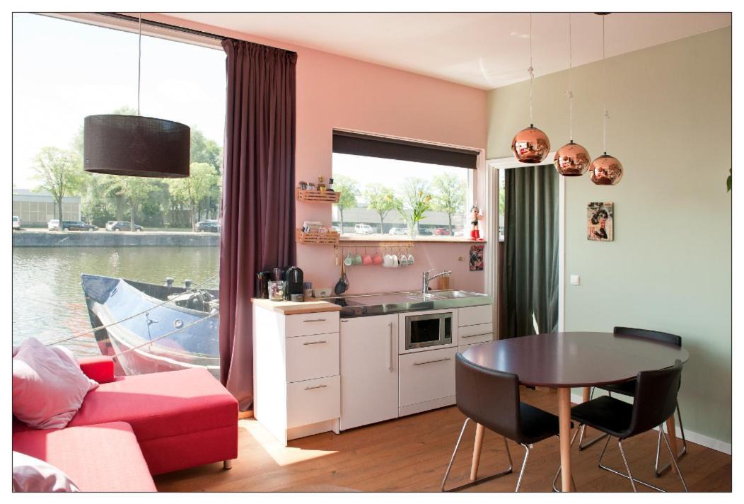 Private Guesthouse Bnb The Waterhouse Houseboat Amsterdam Esterno foto